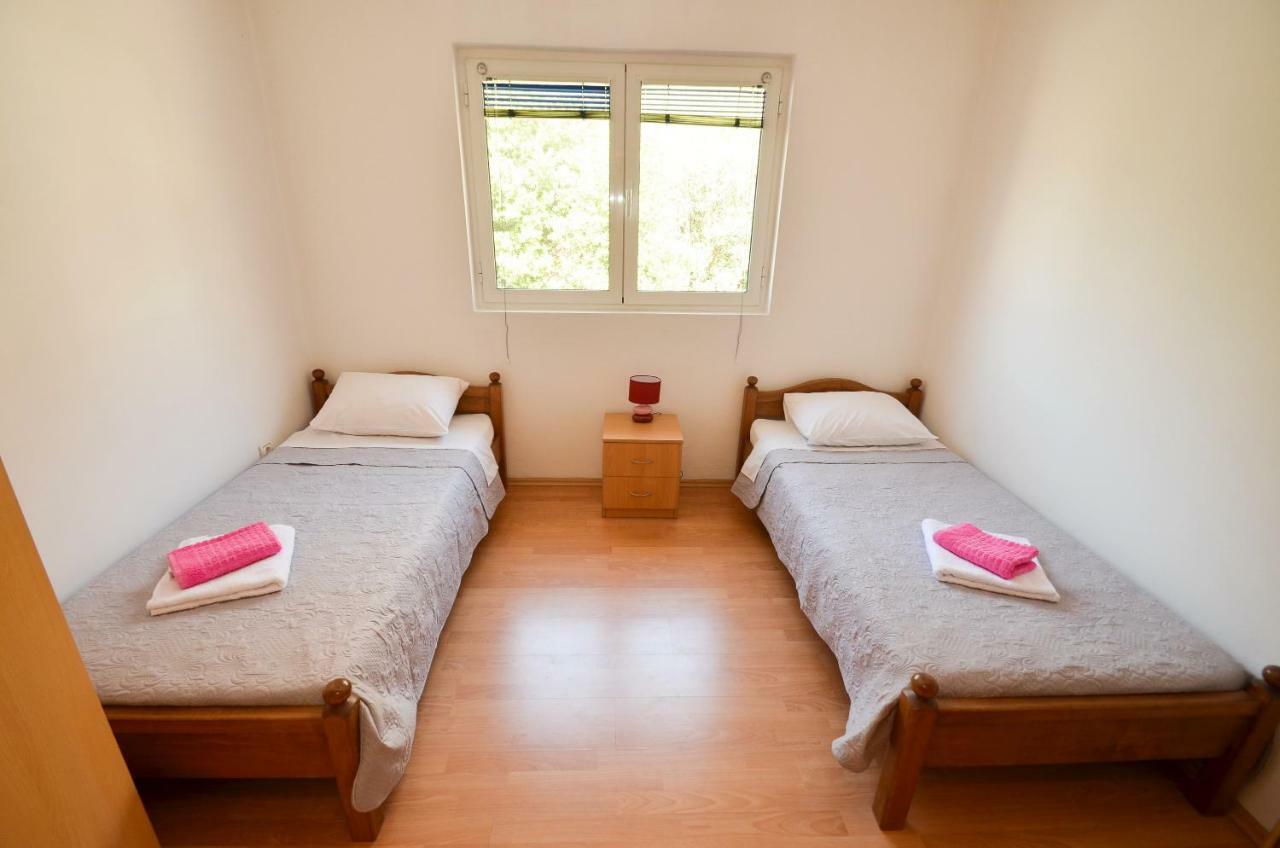 Apartment Barona Kotor Eksteriør billede